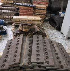 Tấm ốp đỡ dao băm gỗ